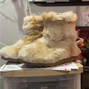 Tan Moccasin-Style Fur-Lined Slippers